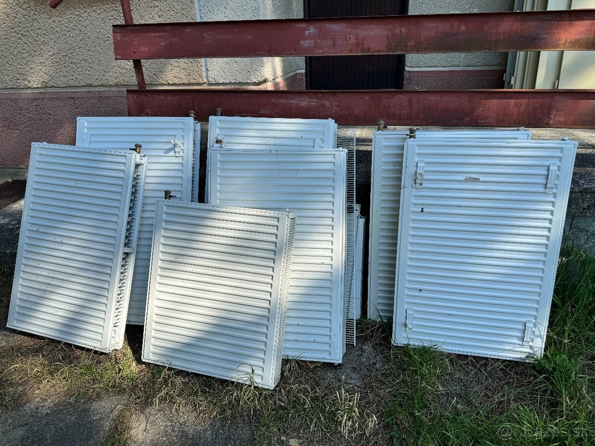 Predám viac kusov radiatorov