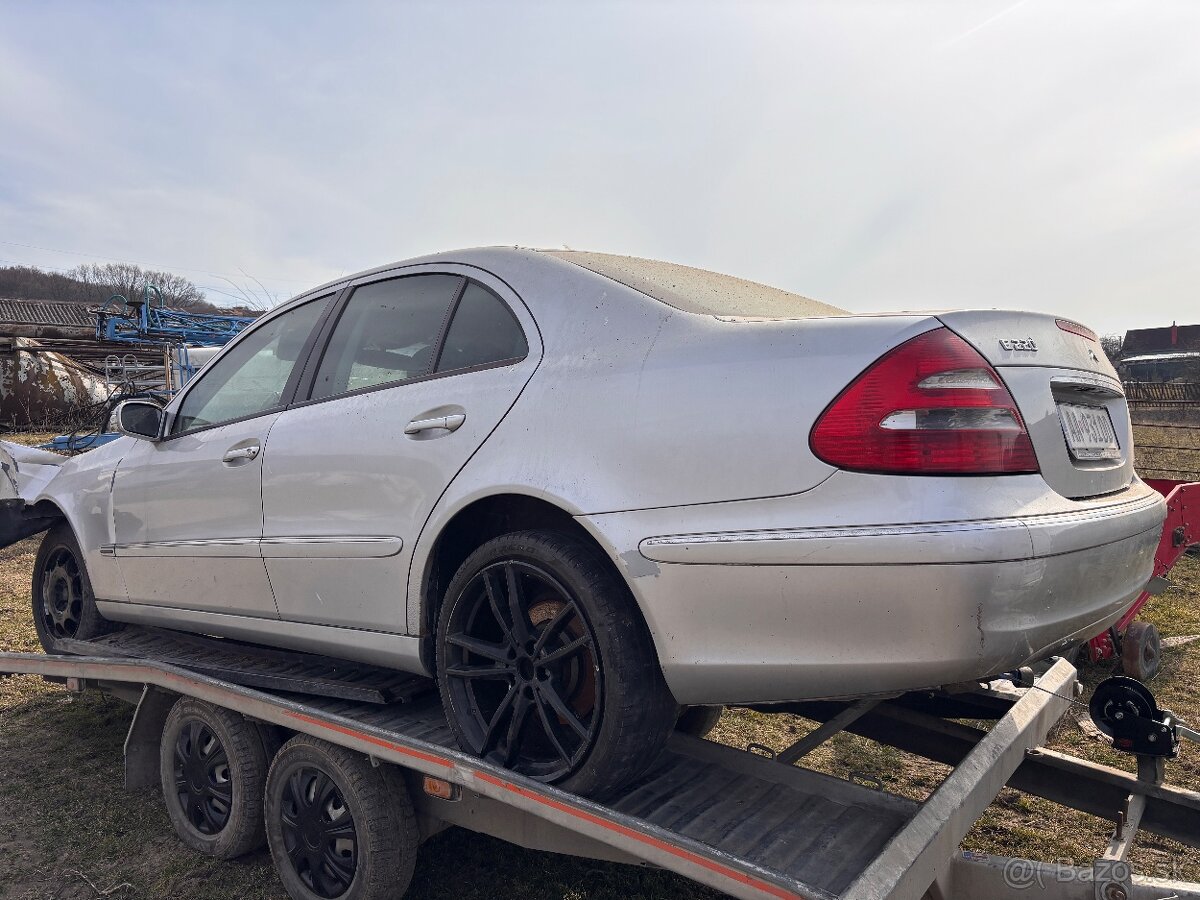 Mercedes W211 220 cdi Rozpredam