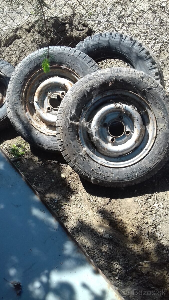 kolesa ,pneumatiky zetor 3011
