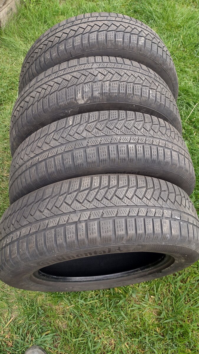 Continental WinterContact TS850P 215/65 R17 99 H