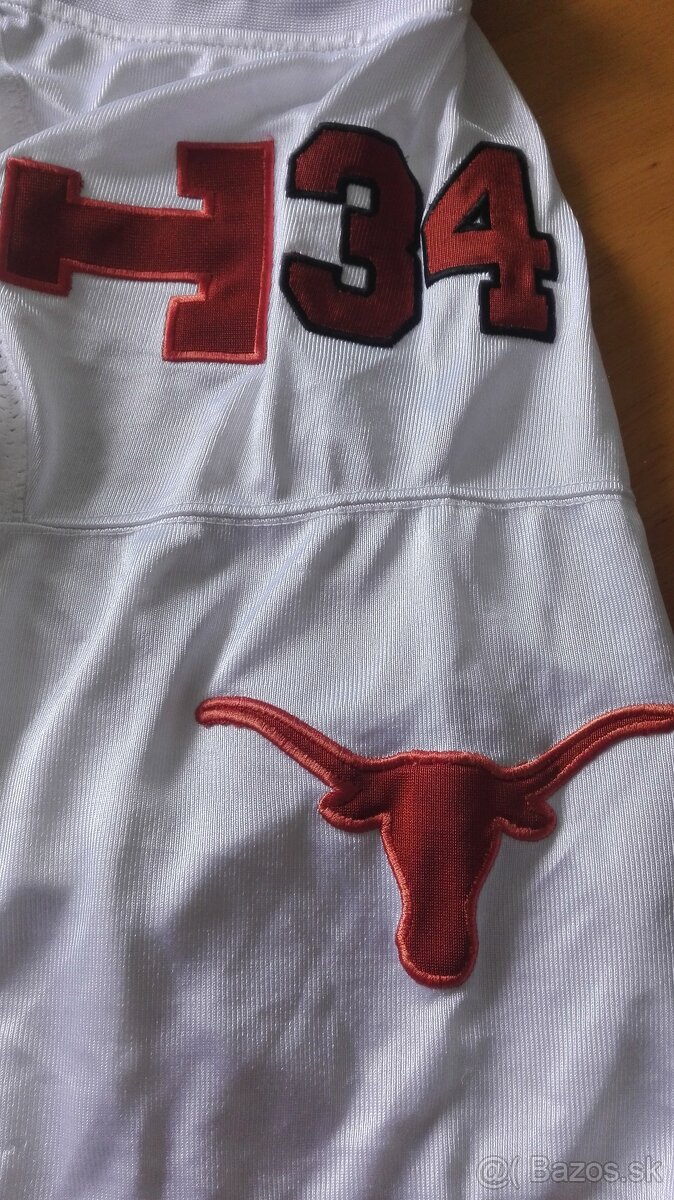 TEXAS LONGHORST