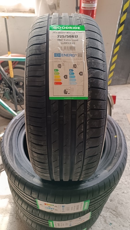 225/50 R17 letné Goodride
