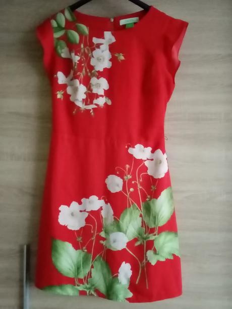 Dámske červené kvet elegantné šaty S