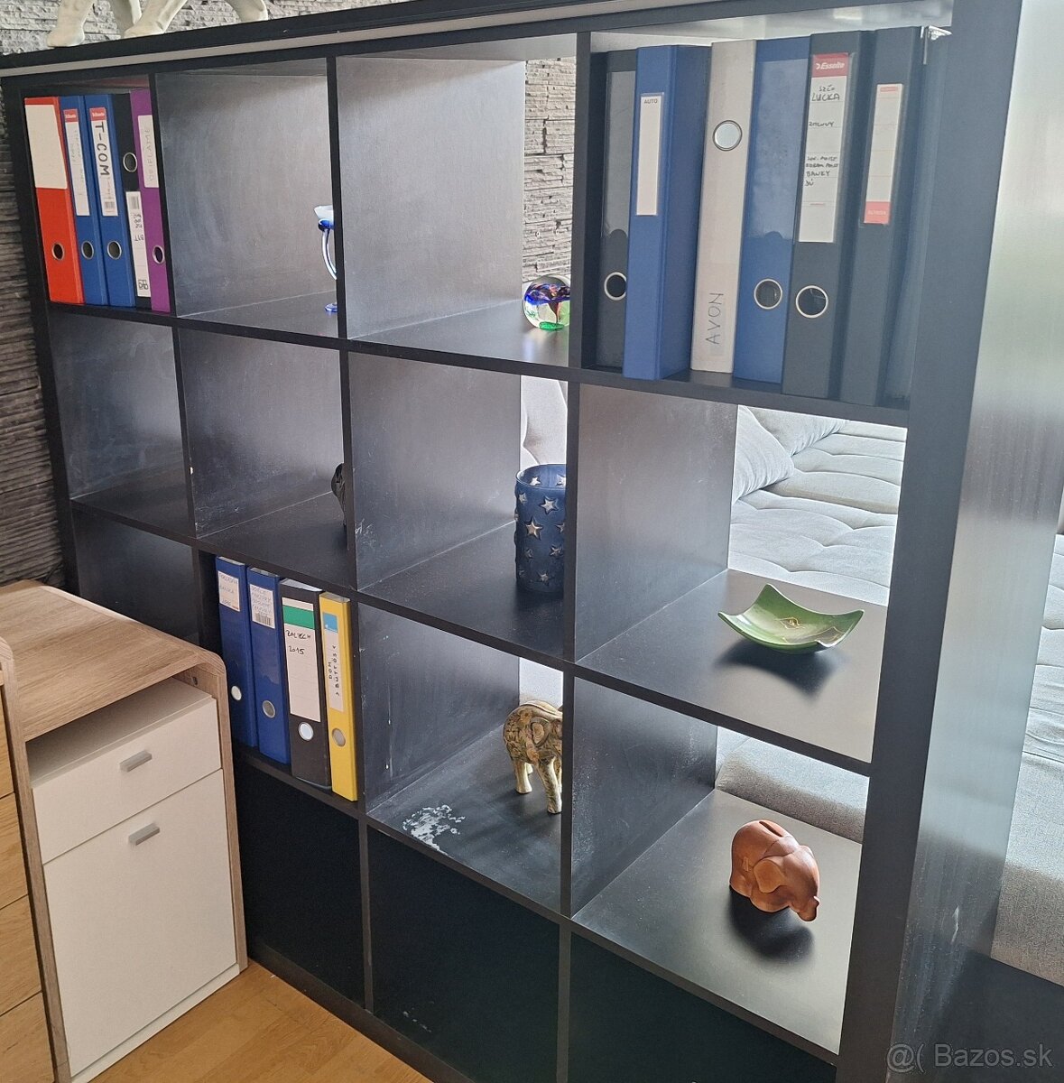 Darujeme za odvoz IKEA policu