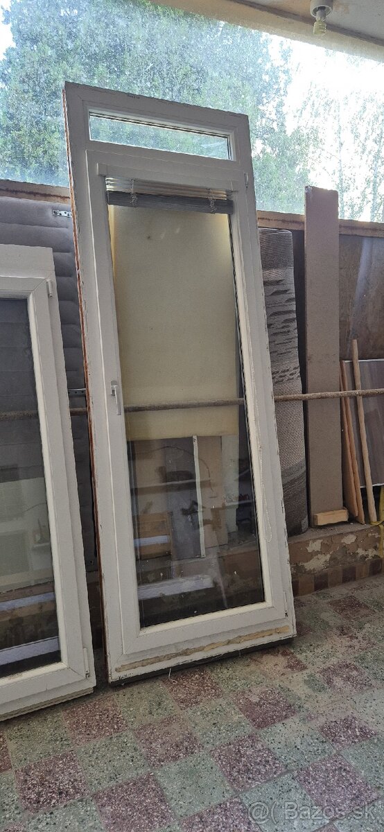 Balkónové plastové dvere 87x247
120€
