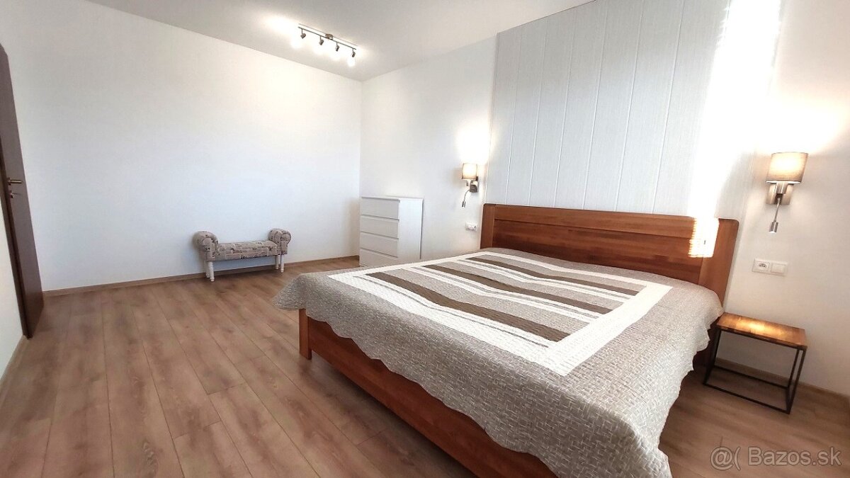 Poprad - Allendeho, 4 izb. byt, s výhľadom na Tatry, 104 m2,