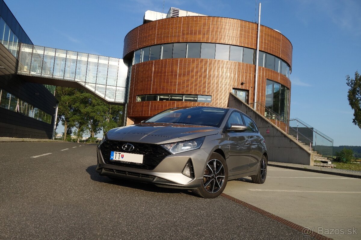 Hyundai i20 / 1.0 T-GDI / 2021 / 33000 km / Family / záruka