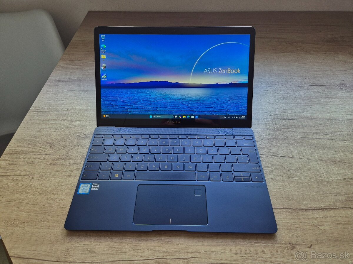 Asus Zenbook 3 /Core i5-7200U/8GB RAM/FHD IPS/512GB SSD