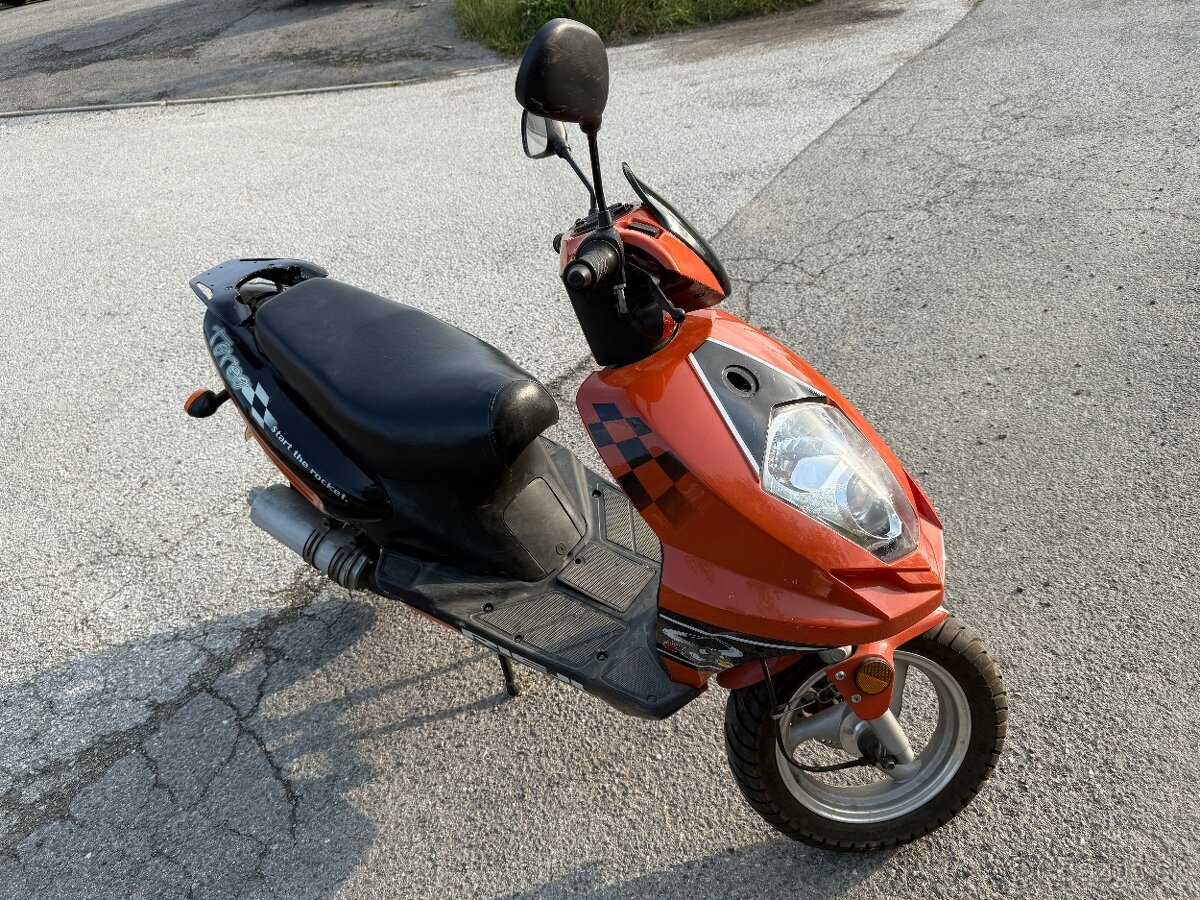 Skúter 50cm