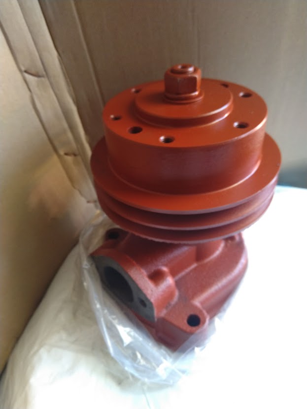 Čerpadlo vody pre MTZ