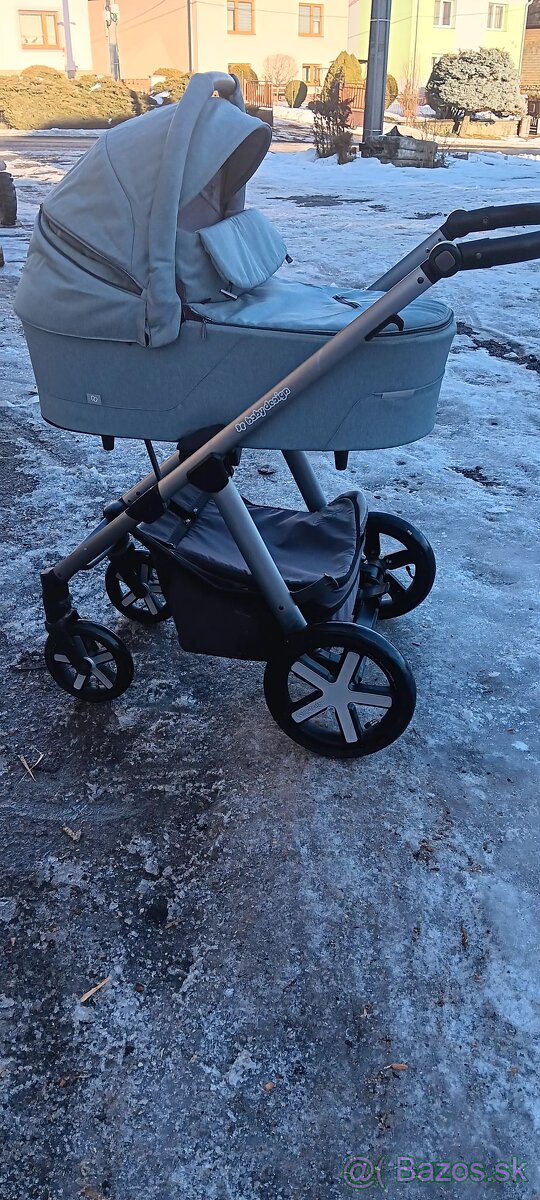 Mam na predaj 2 kombináciu kočík