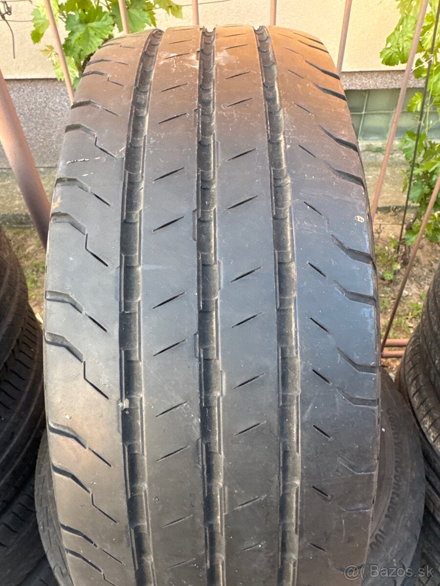 215/65R16c