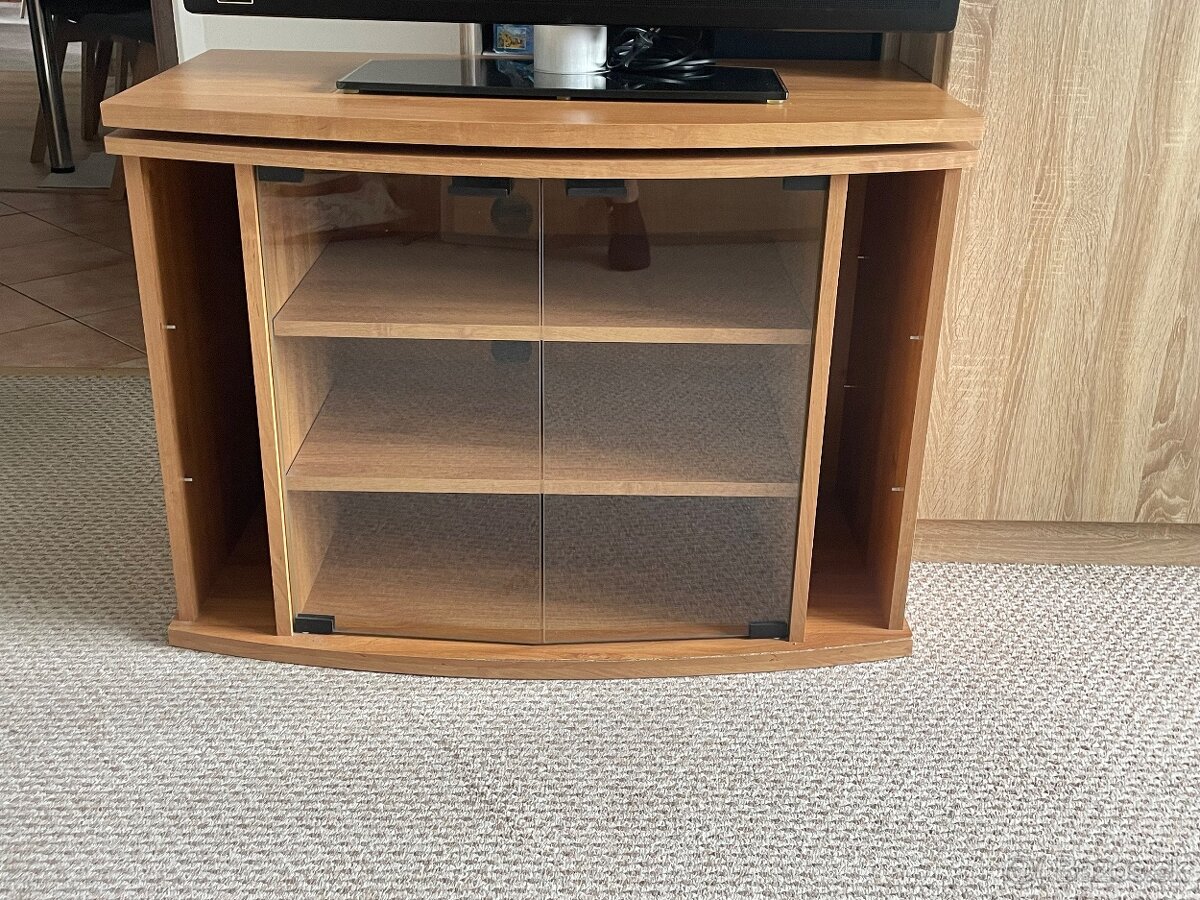 Stolik pod TV