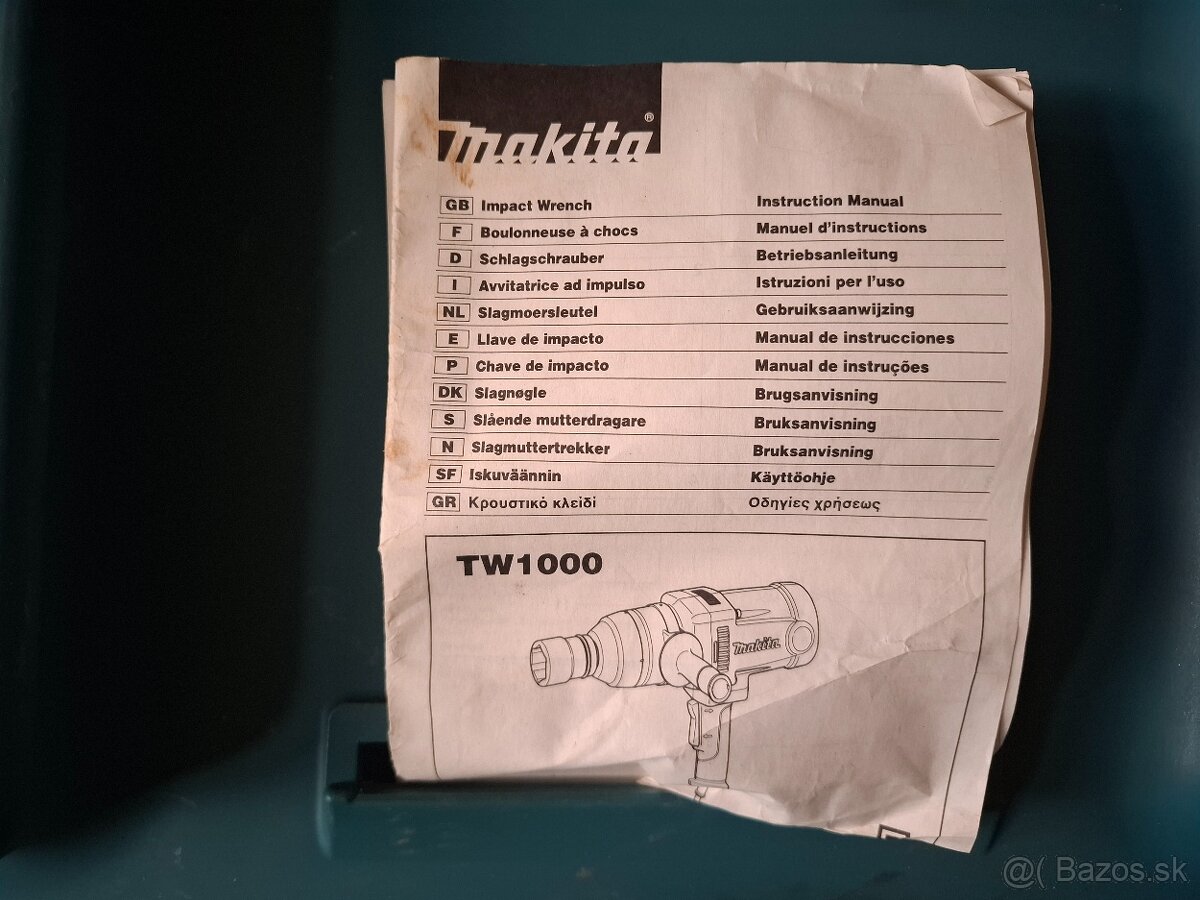 Rázový uťahovák Makita TW1000