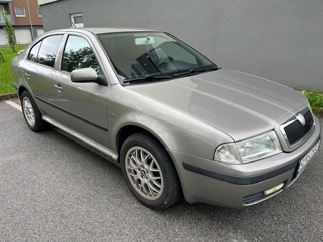 Škoda Octavia 1.6 Benzin 2008