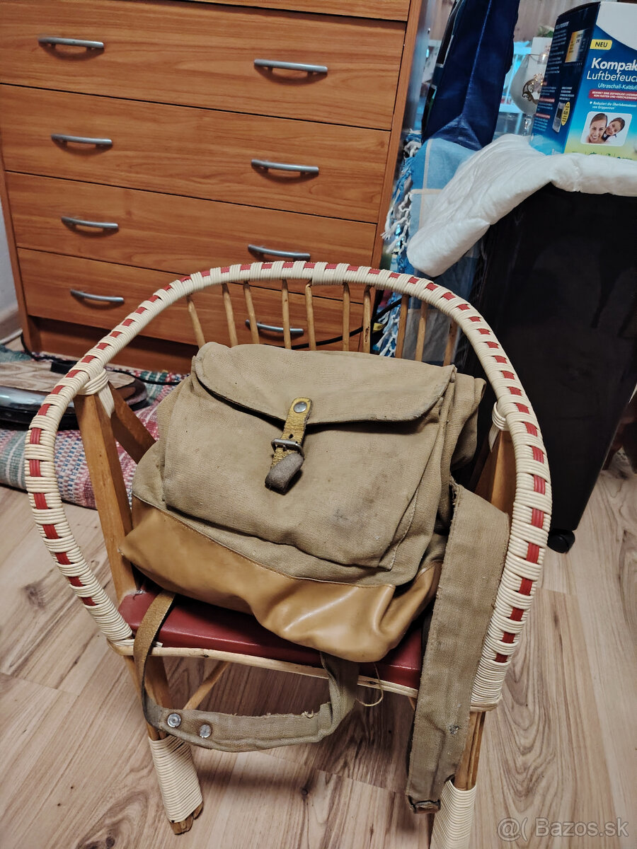ponúkam na predaj pár retro vecičky