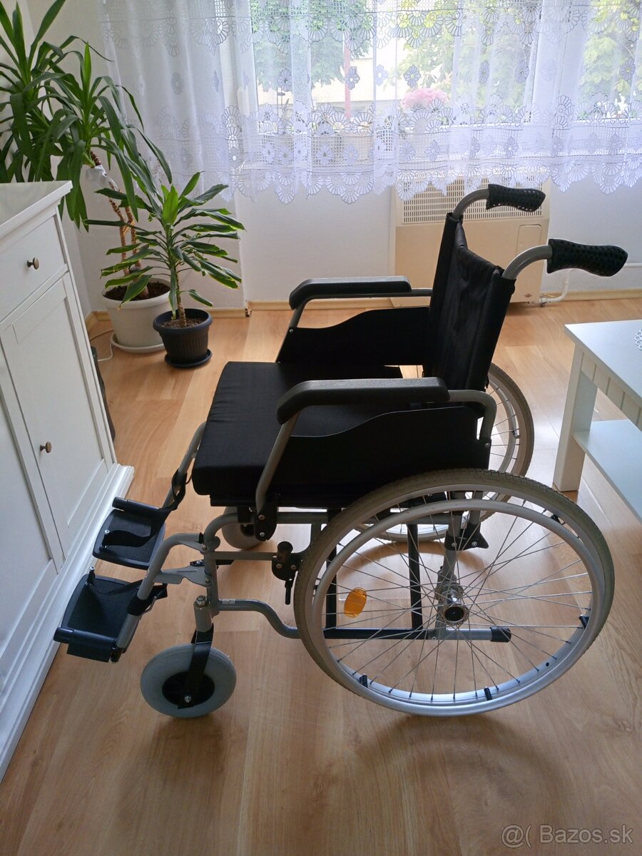 Invalidný vozík