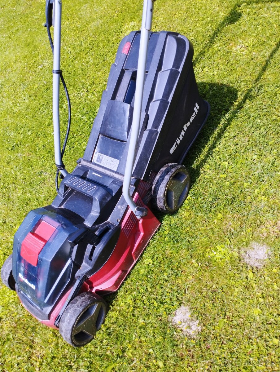 Einhell akumulatorova kosačka plus dve baterie a nabijačky