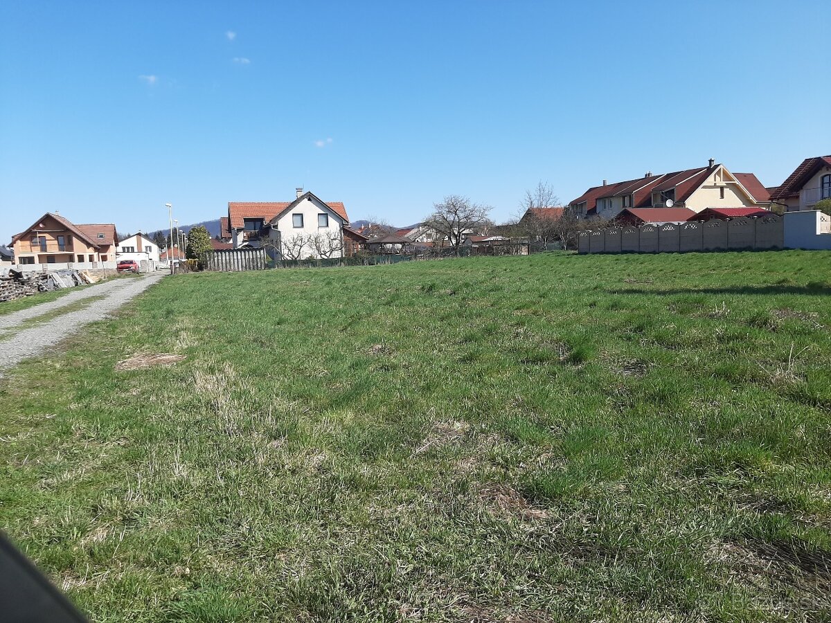 Predam pozemok