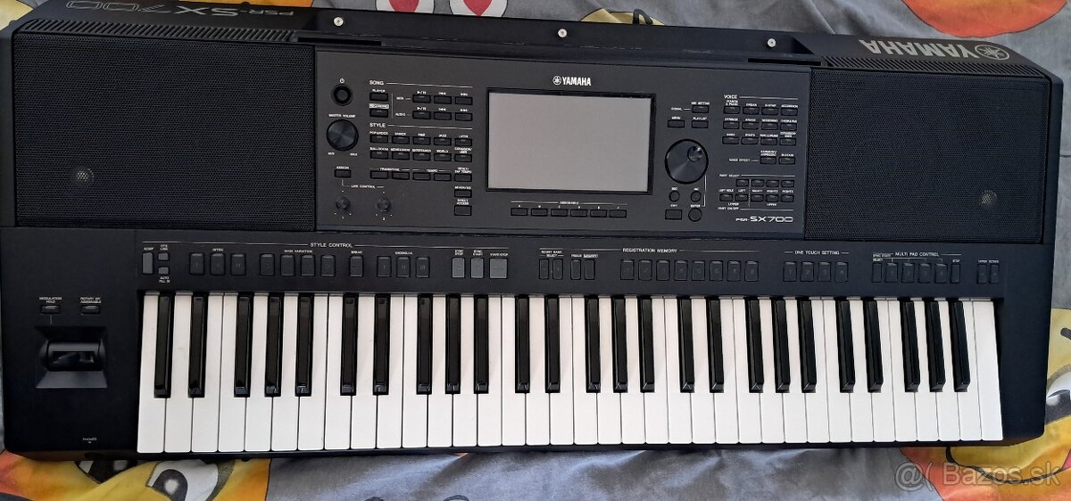 Yamaha Sx 700p top stav