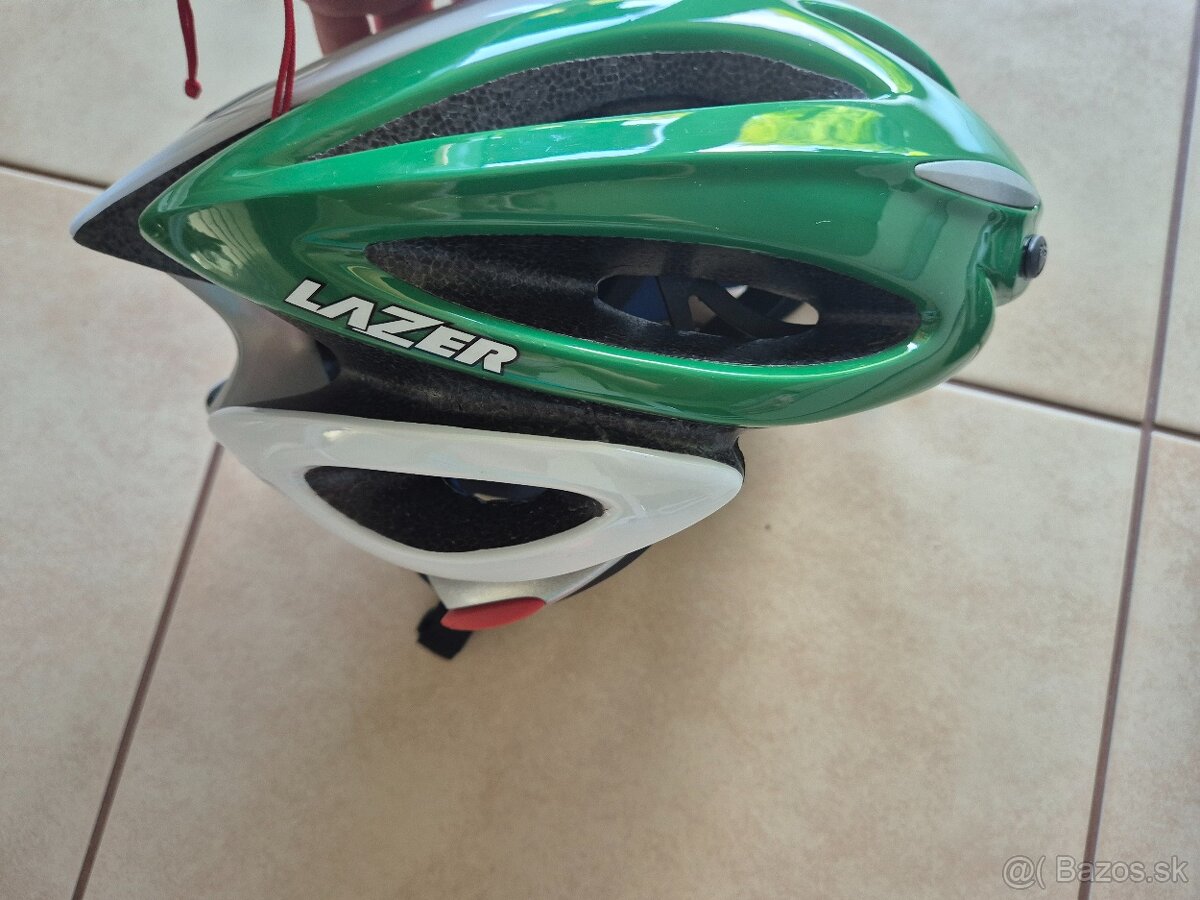 Cyklistické prilby