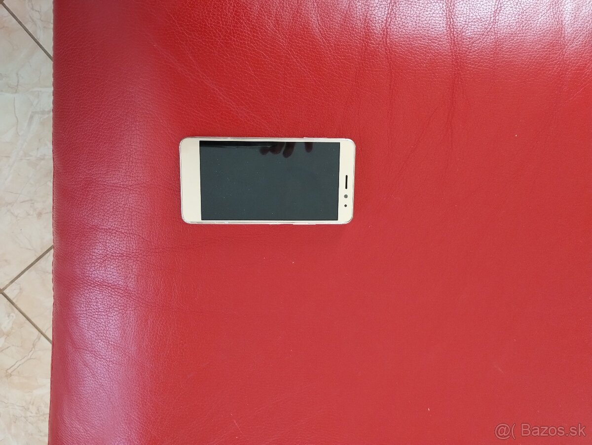 Mobil Lenovo