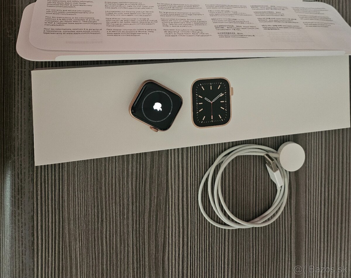 Apple watch series 6 - 40 mm