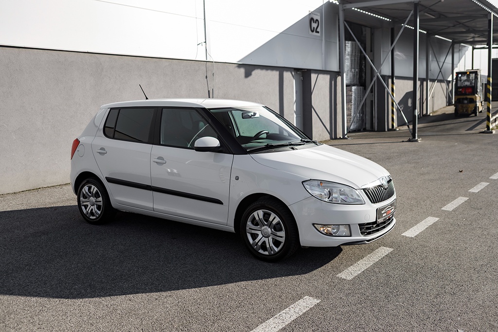 Škoda Fabia Ambiente 1 16V 63kW M5 12/2012