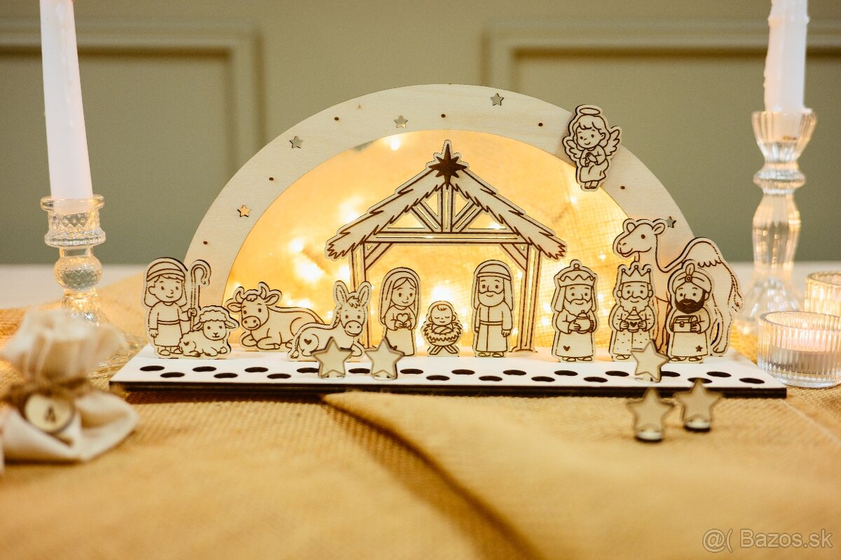 Adventný kalendár - drevený Betlehem