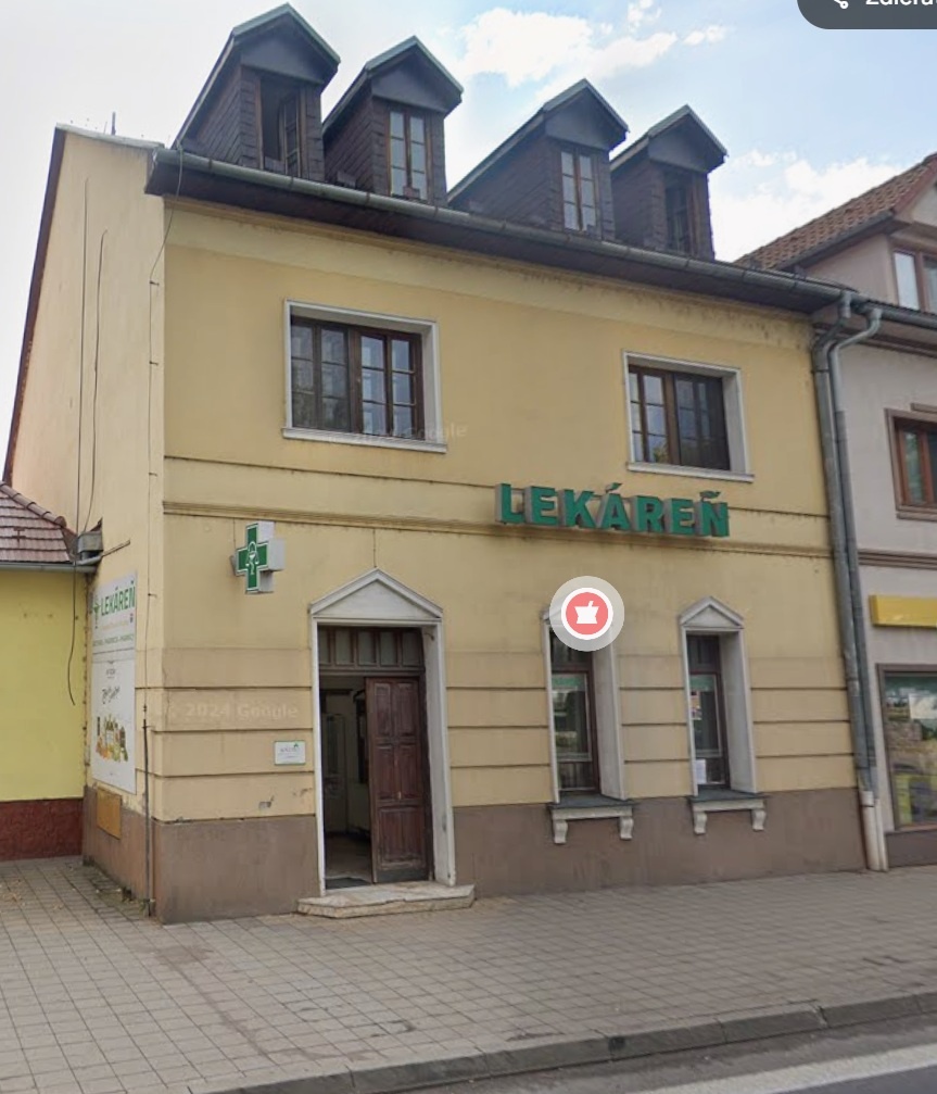 PRENÁJOM – Obchodné alebo kancelárske priestory v centre Kru