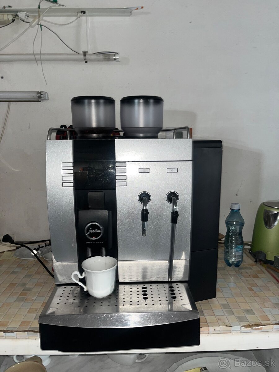 Profesionálny kávovar,automaticky po repase