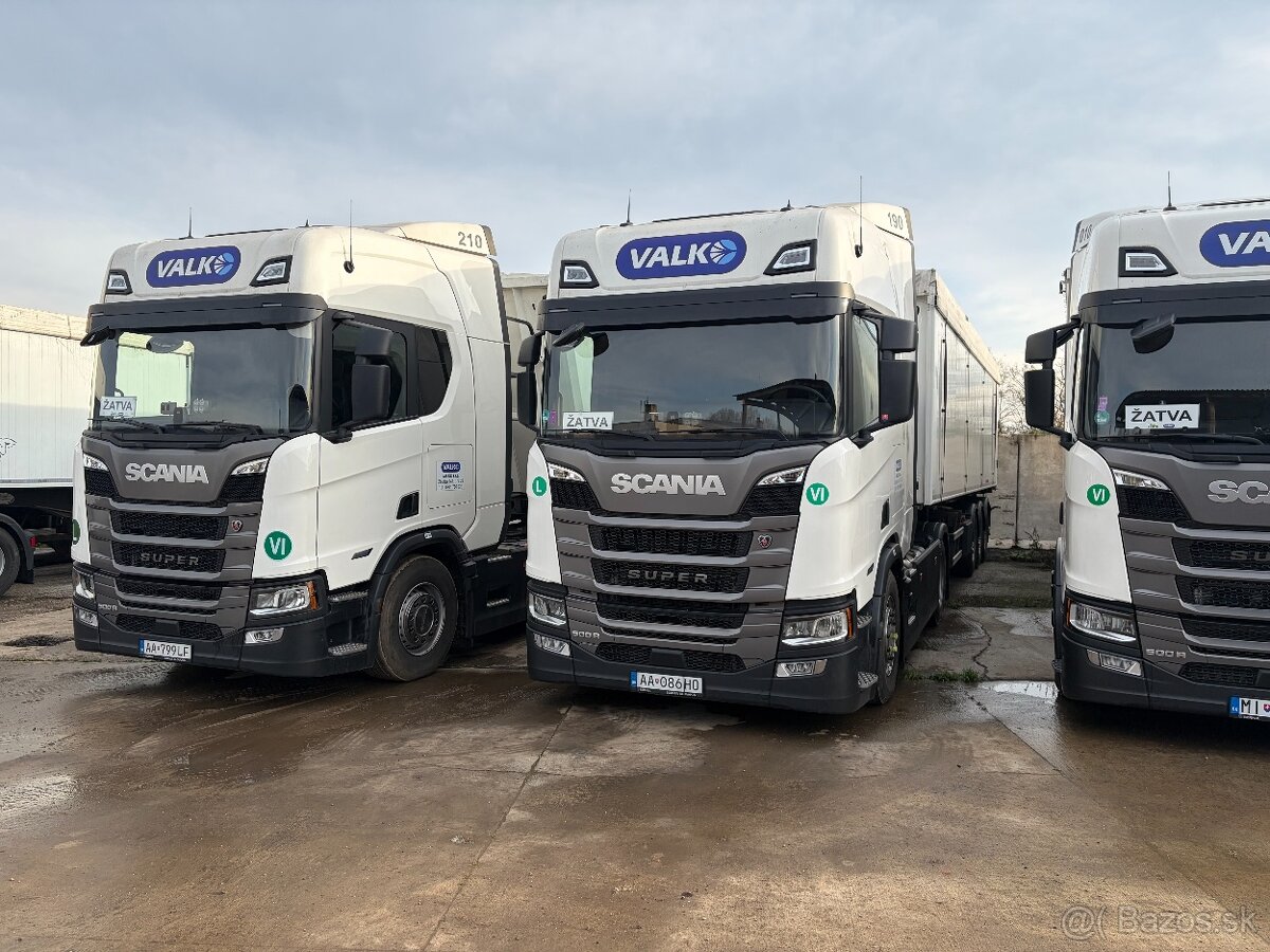 Hľadáme vodičov kategórie C+E na sklápače