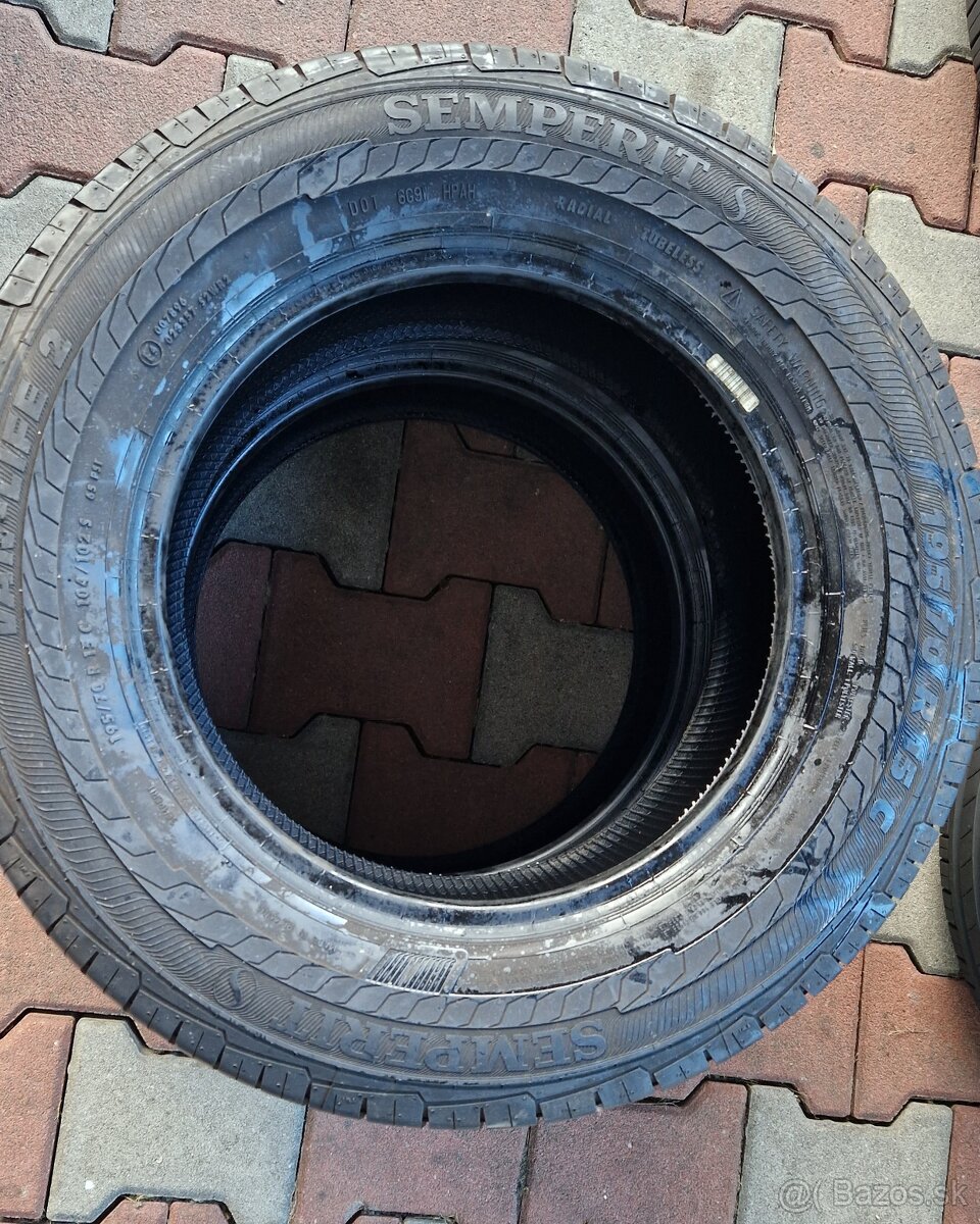 195/70 R 15C letne pneu