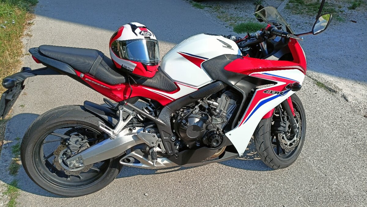 Honda CBR 650 f 600