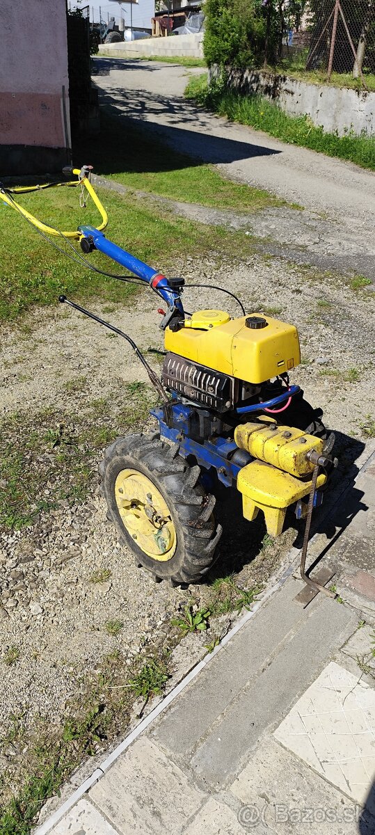 malotraktor Agzat