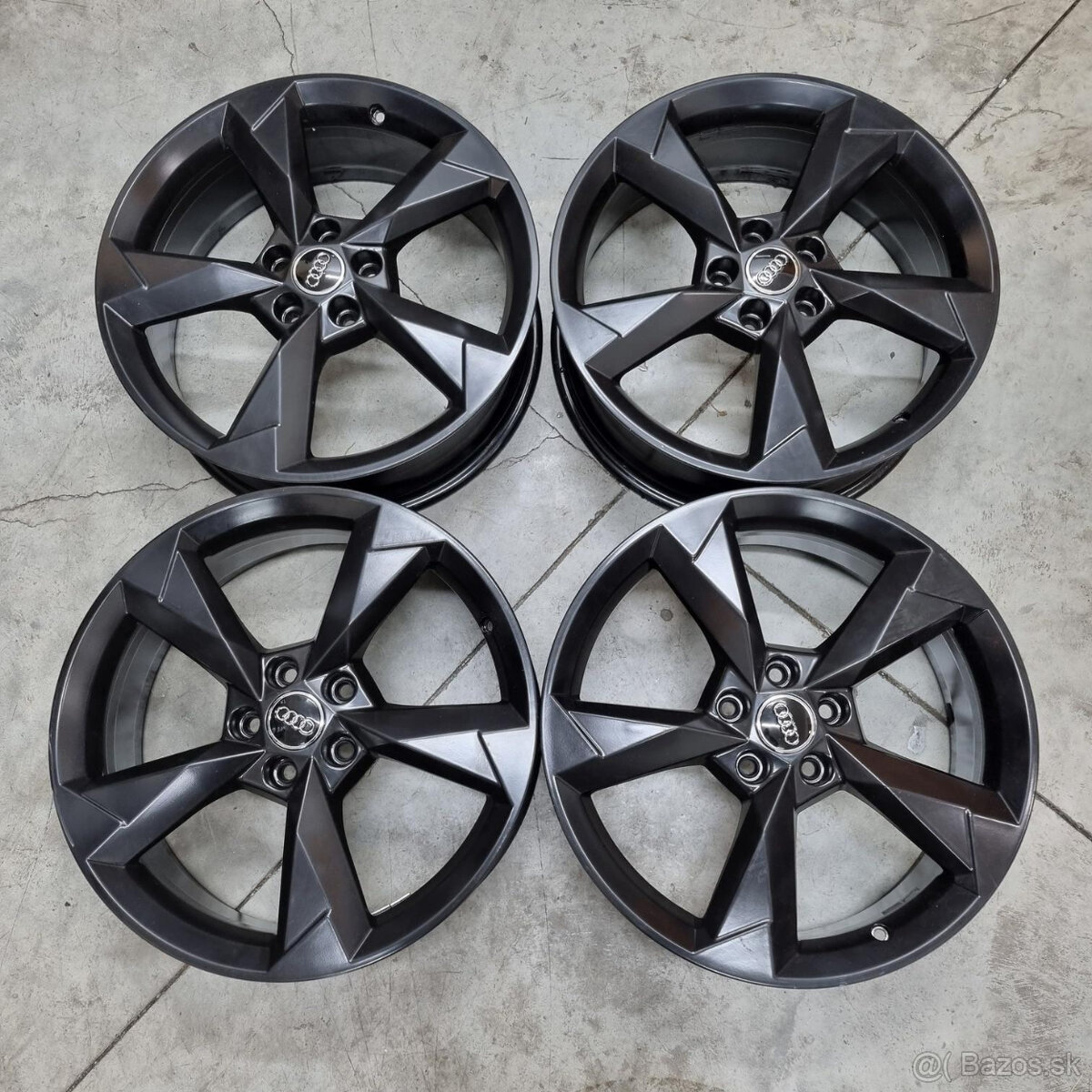 Hliníkové AUDI disky 5x112 R19 7J ET43