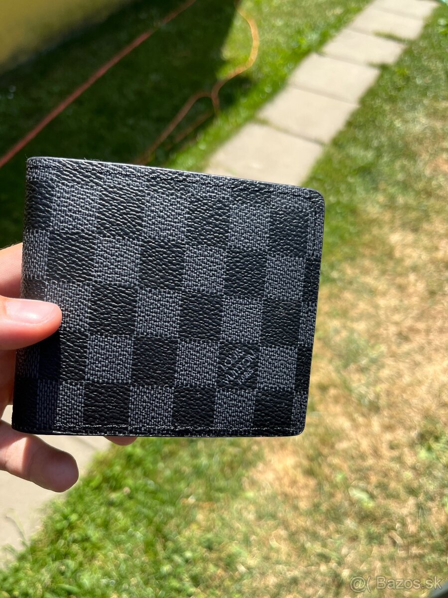 Louis Vuitton peňaženka, Lv wallet