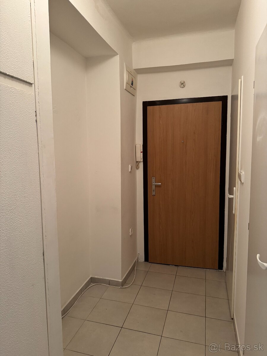 Na predaj 2-izbový byt