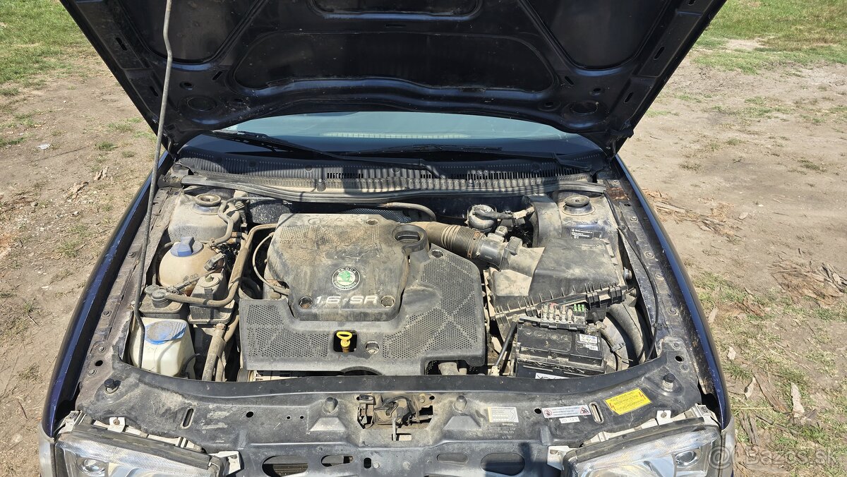 Skoda octavia 1 1.6 benzin