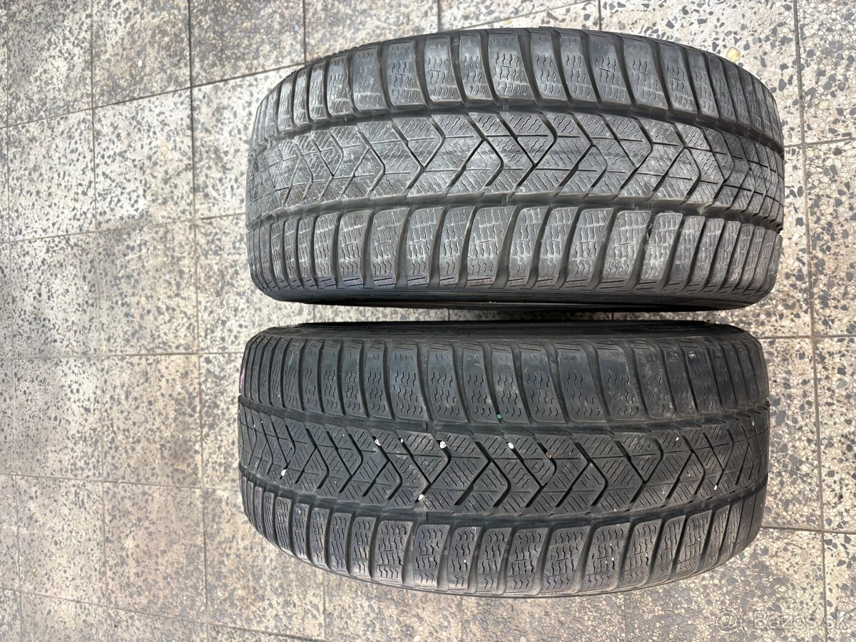 Zimne pneu 235/45R18