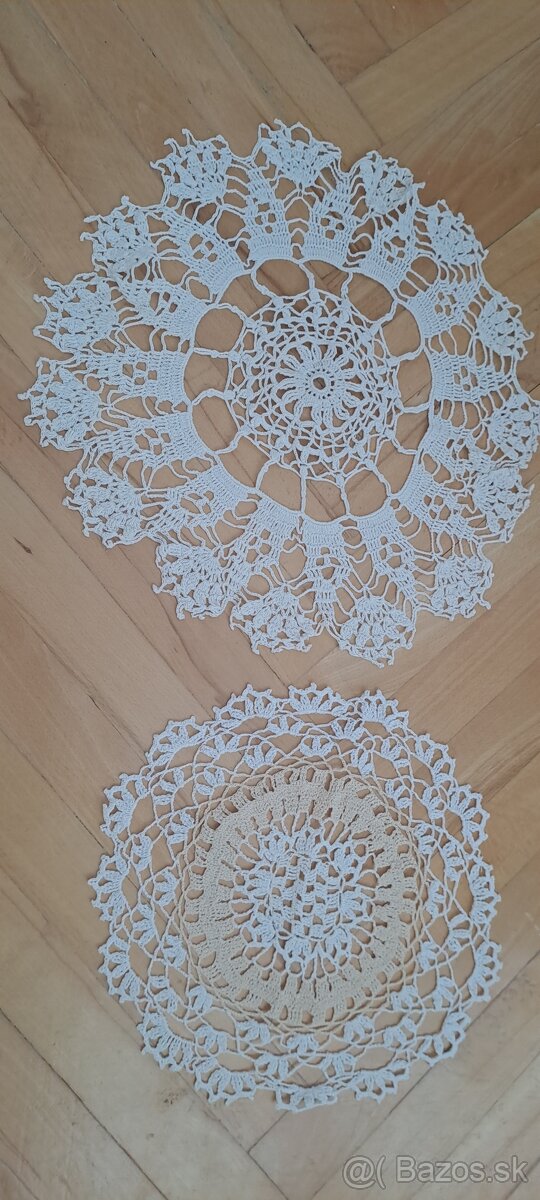 Háčkované obrúsky