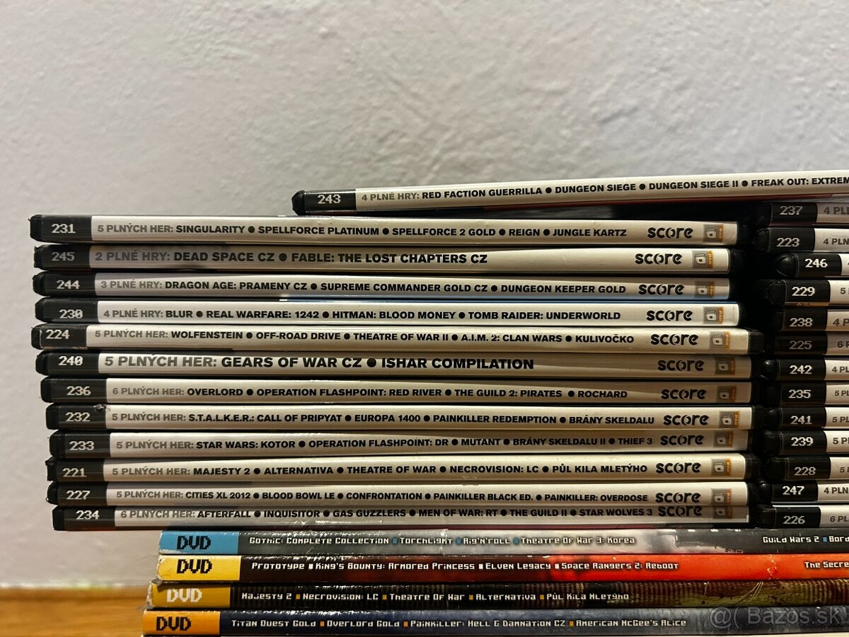SCORE časopisy + DVD hry