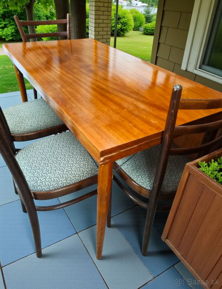 Retro jedálenský stôl