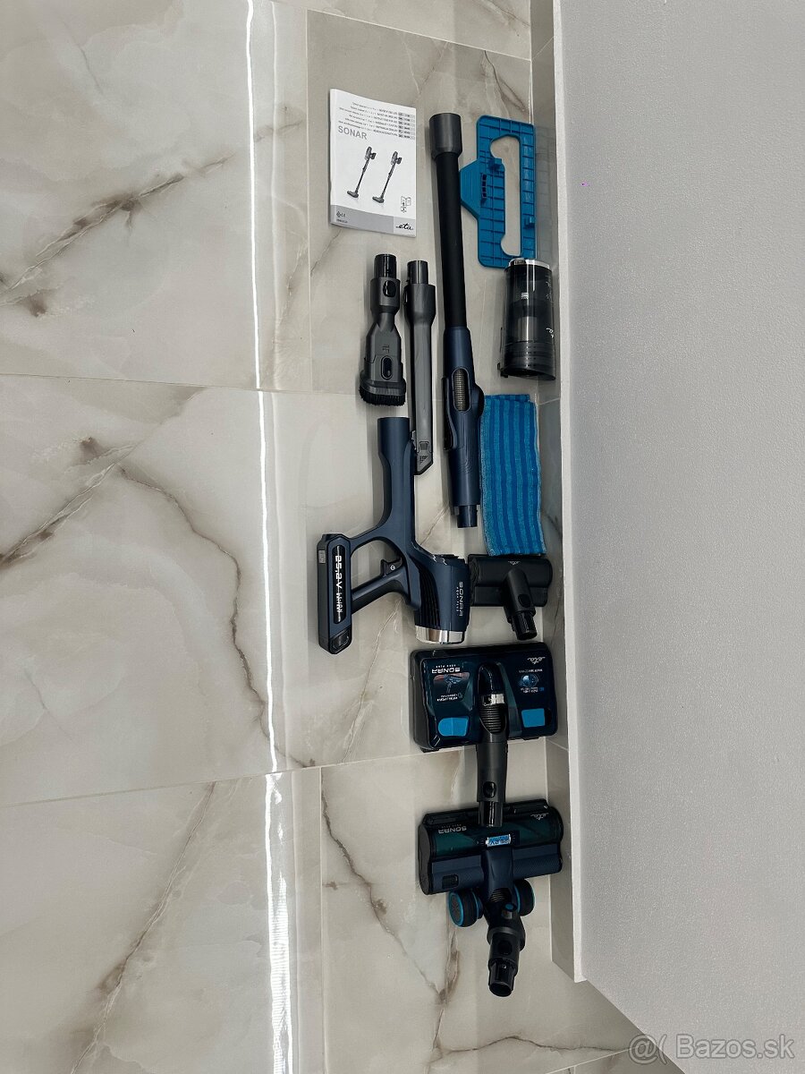 Tyčový vysávač ETA sonar Aqua plus 3232