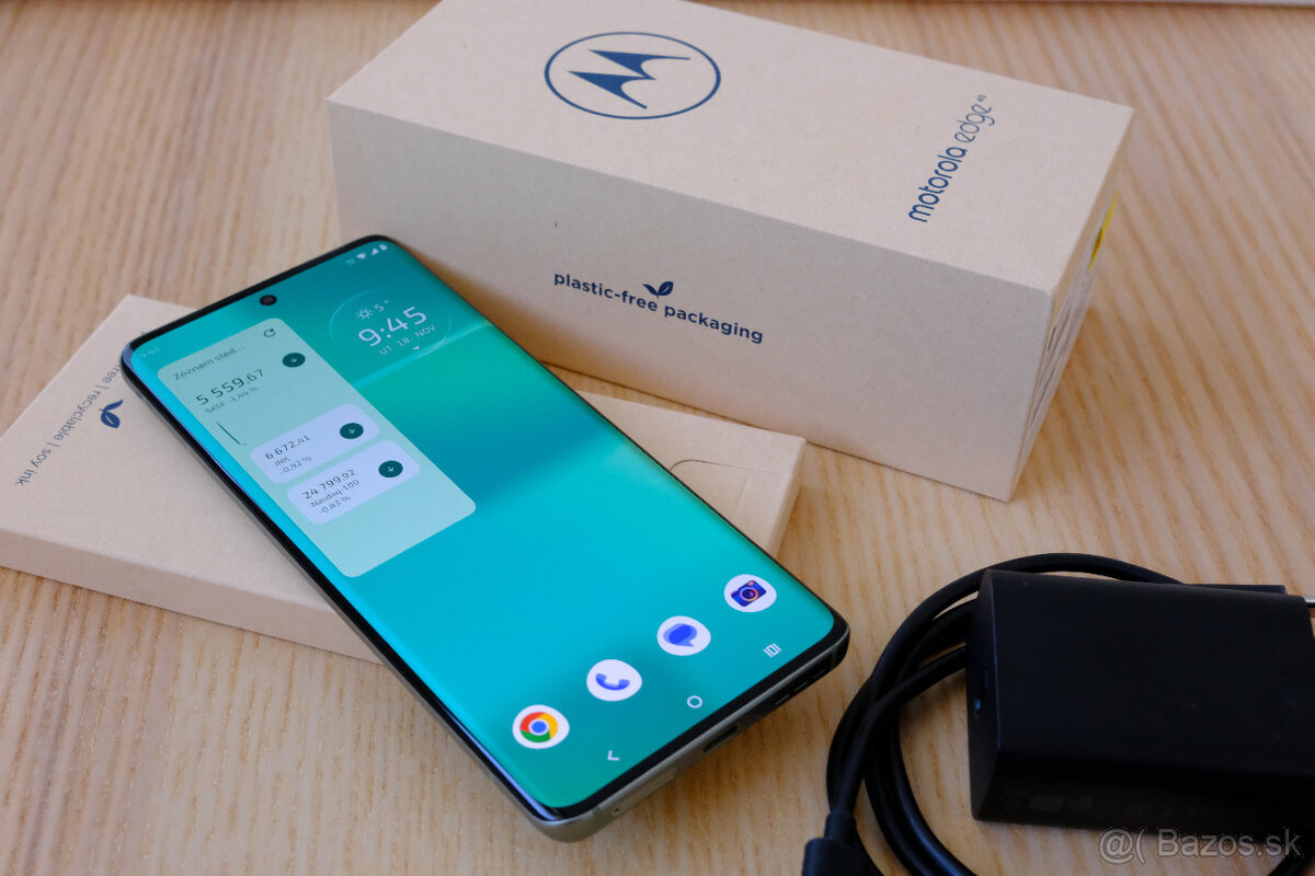 Predám mobil Motorola Edge 40 zeleny - TOP STAV