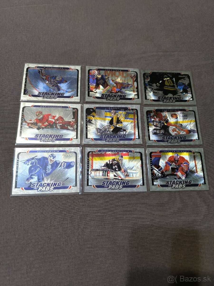 Hokejové kartičky - Pinnacle stacking the pads 1996