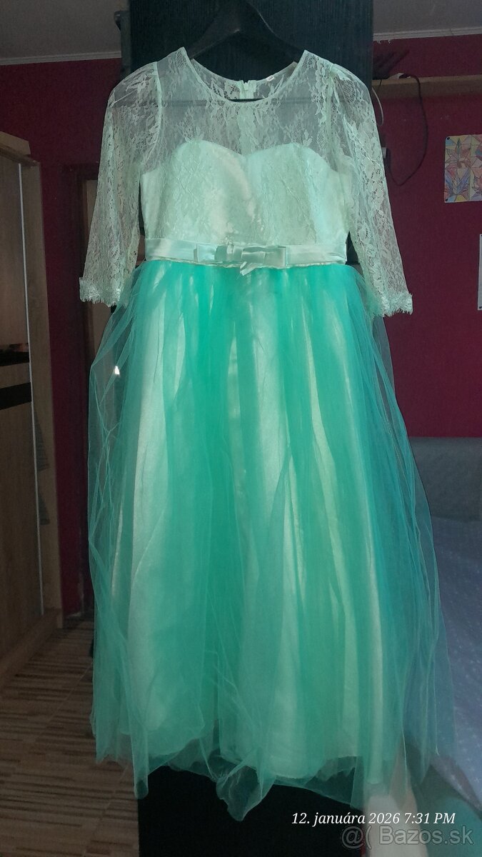 Dievčenské spoločenské šaty 160