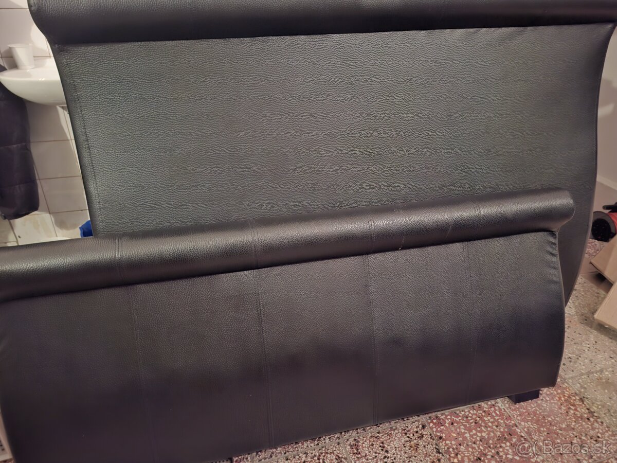 Postel + nočné stolíky