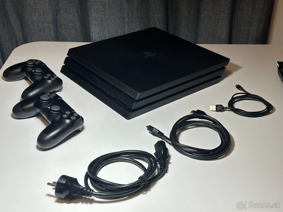 Predávam PlayStation 4 Pro 1TB, 2 ovládače + hry ako darček