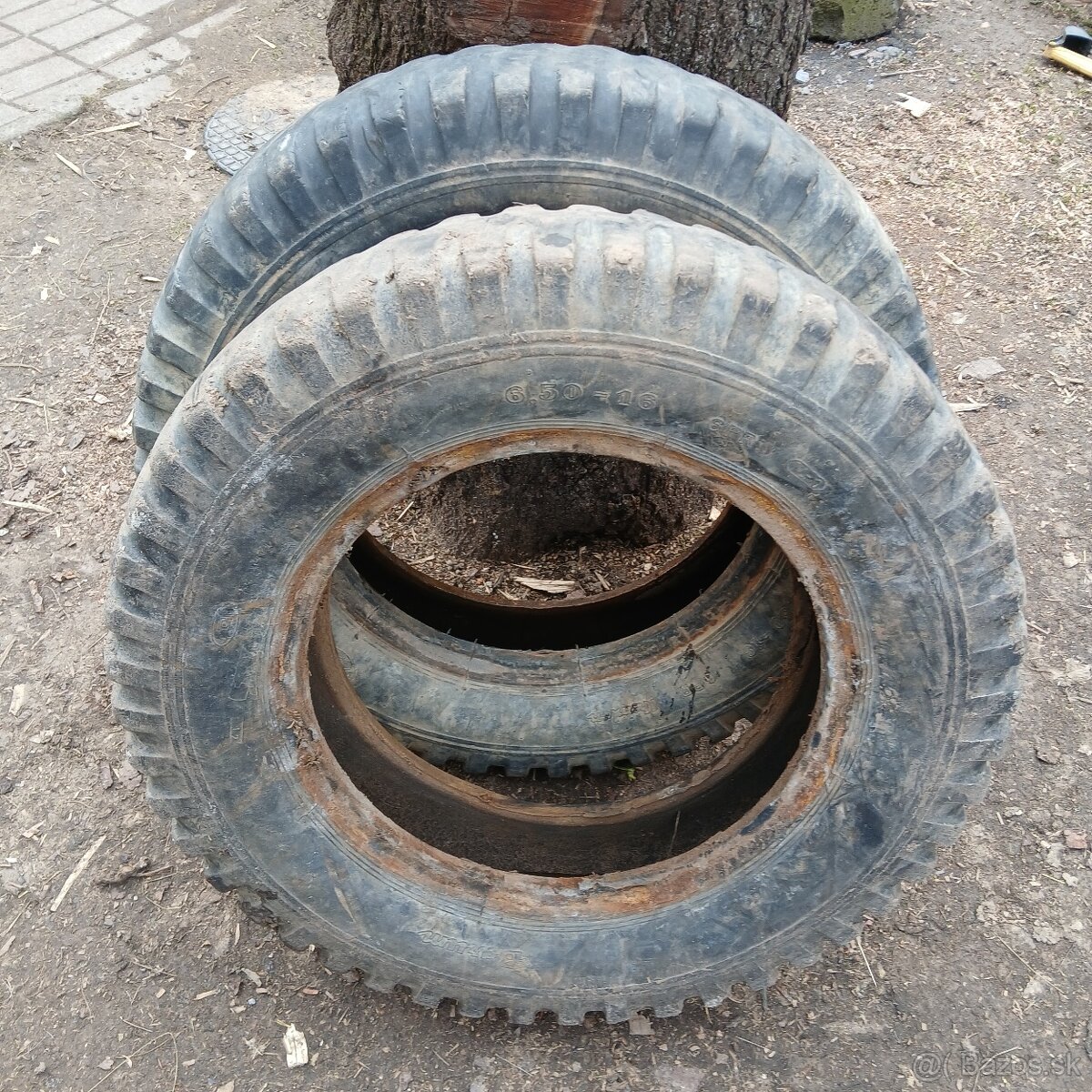 Pneu 6,50-16